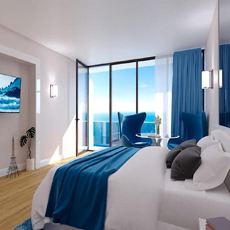 Orbi City Sea View Hotel Batumi Bagian luar foto
