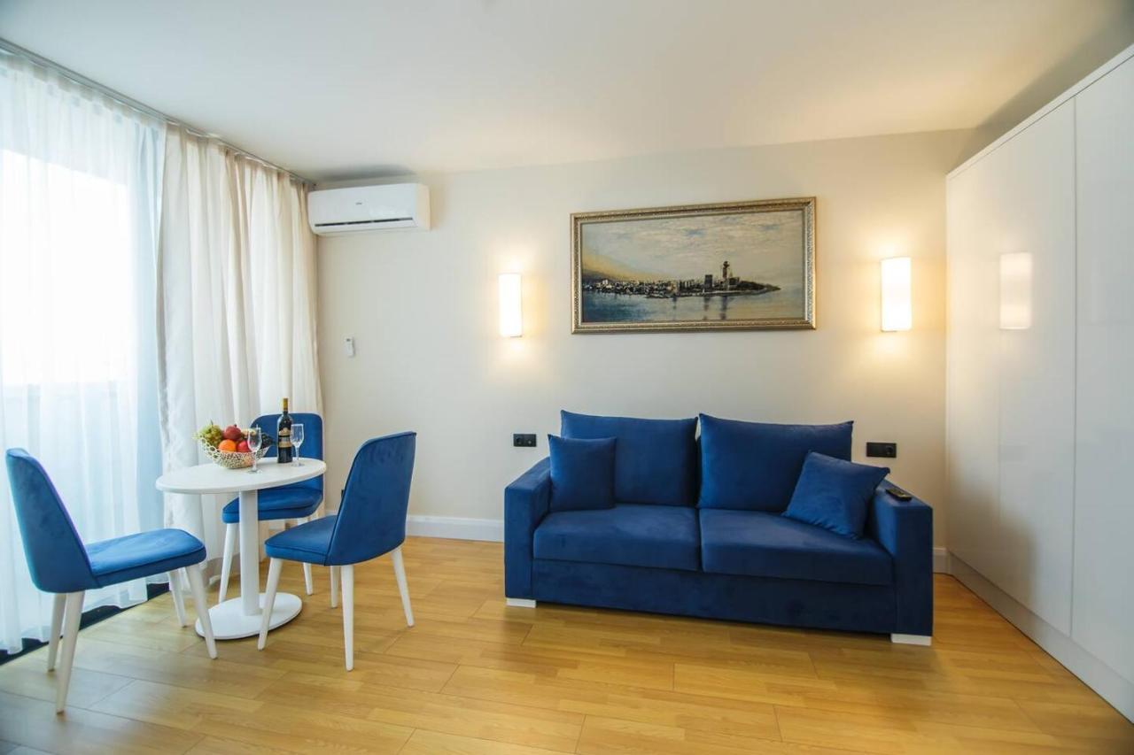 Orbi City Sea View Hotel Batumi Bagian luar foto
